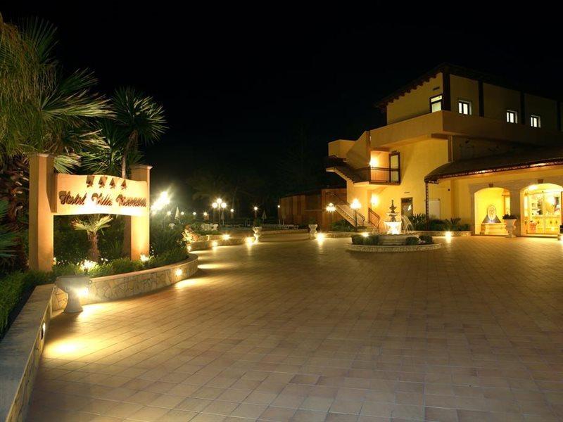 Hotel Romana 4*