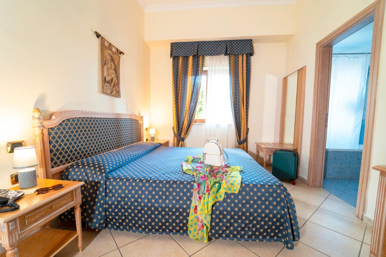 Romana 4* Porto Empedocle